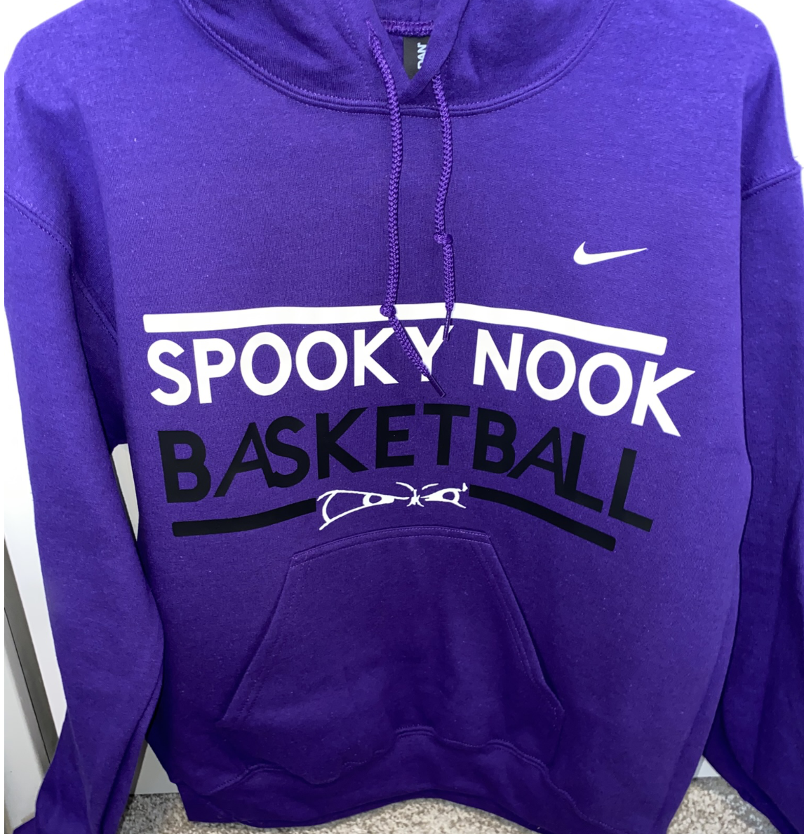 Hoodies & Sweatshirts